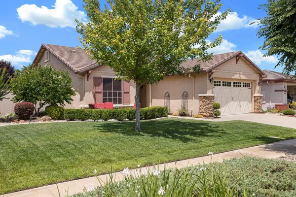 Property Slideshow image 2 of 64 | 2415 plumcreek ln, Manteca, CA, 95336