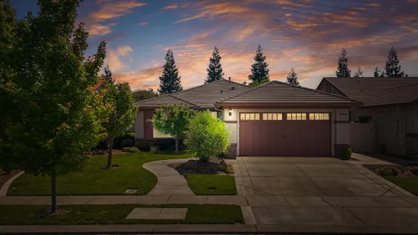 Property Slideshow image 2 of 95 | 2634 steeple run ln, Manteca, CA, 95336