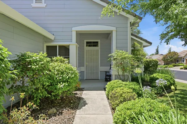 Property Slideshow image 2 of 41 | 600 paddlewheel ct, Roseville, CA, 95747