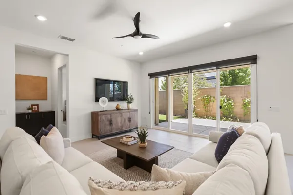 Property Slideshow image 2 of 55 | 2361 overjoy ln, Roseville, CA, 95747