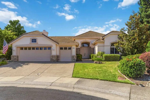 Property Slideshow image 2 of 51 | 209 strongbox ct, Roseville, CA, 95747