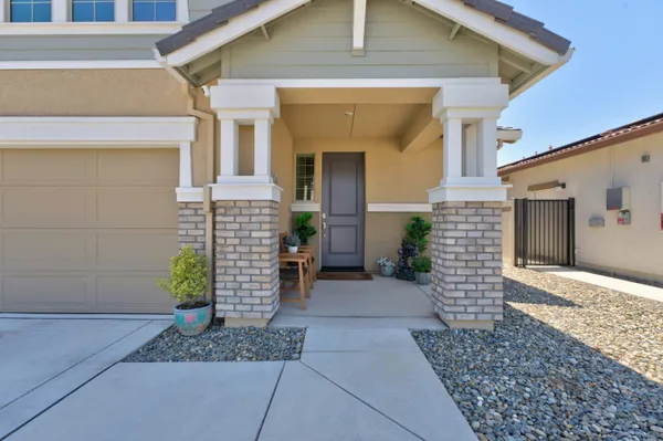 Property Slideshow image 2 of 62 | 2540 denia pl, El Dorado Hills, CA, 95762