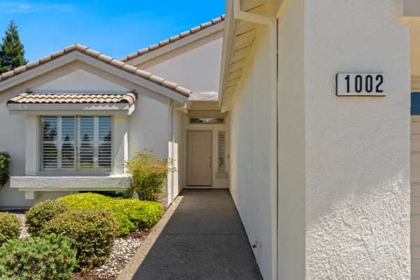 Property Slideshow image 3 of 29 | 1002 stone pine ln, Lincoln, CA, 95648