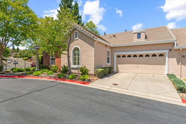 Property Slideshow image 3 of 29 | 3745 park dr, El Dorado Hills, CA, 95762