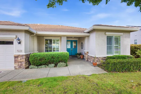 Property Slideshow image 2 of 57 | 4520 scenic dr, Rocklin, CA, 95765