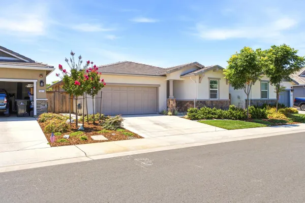 Property Slideshow image 3 of 49 | 1399 carson river loop, Lincoln, CA, 95648
