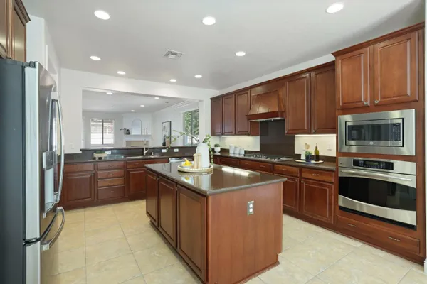Property Slideshow image 3 of 50 | 2349 belle glade ln, Manteca, CA, 95336