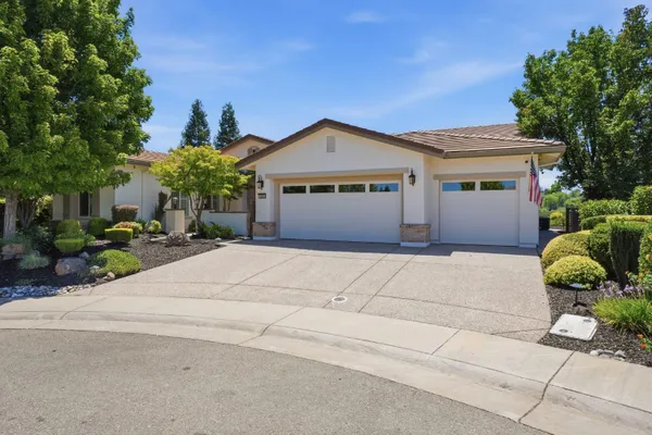 Property Slideshow image 3 of 53 | 211 mariemont ct, Lincoln, CA, 95648