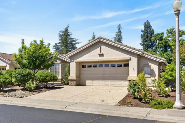 Property Slideshow image 2 of 53 | 994 gold nugget cir, Lincoln, CA, 95648