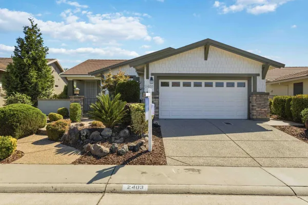 Property Slideshow image 2 of 27 | 2403 blue heron loop, Lincoln, CA, 95648