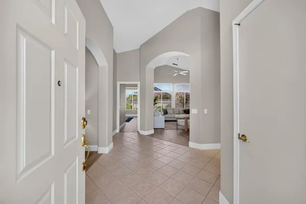 Property Slideshow image 3 of 45 | 632 blackstone ct, Roseville, CA, 95747