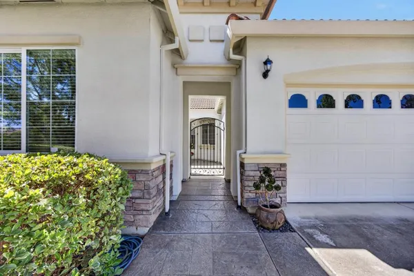 Property Slideshow image 3 of 51 | 616 alpine hill ct, El Dorado Hills, CA, 95762