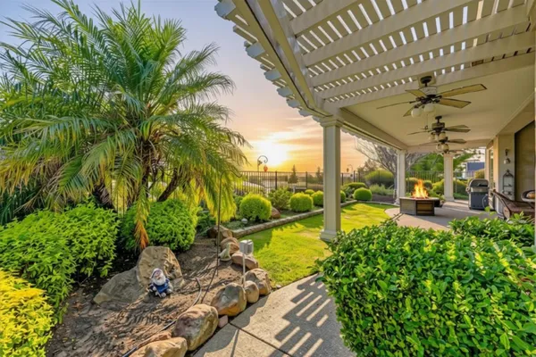 Property Slideshow image 2 of 34 | 1624 avian hill pl, Lincoln, CA, 95648