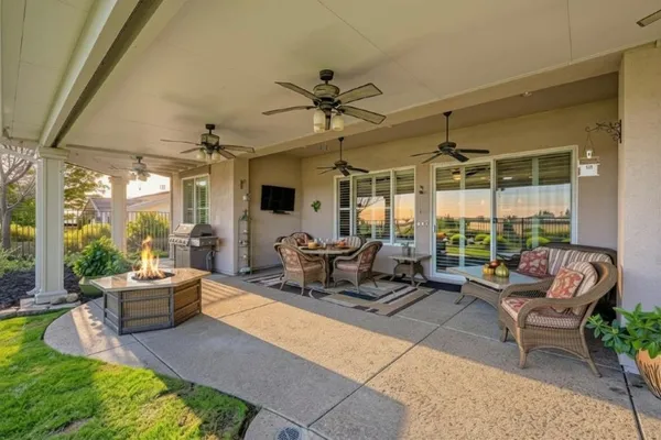Property Slideshow image 3 of 34 | 1624 avian hill pl, Lincoln, CA, 95648