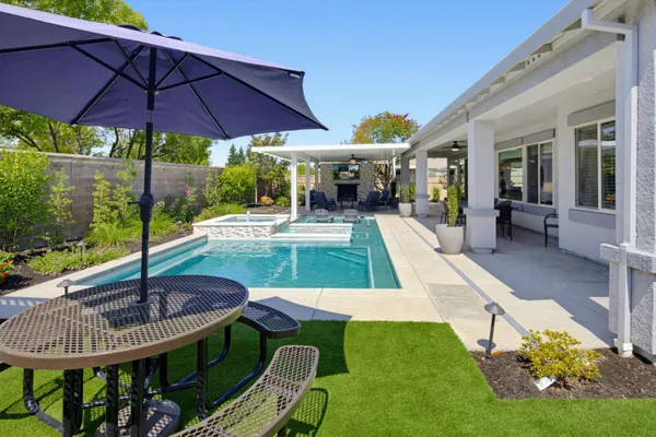 Property Slideshow image 2 of 41 | 2603 woodacre ln, Lincoln, CA, 95648