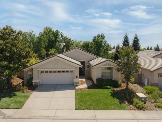 Property Slideshow image 3 of 32 | 2165 monument dr, Lincoln, CA, 95648