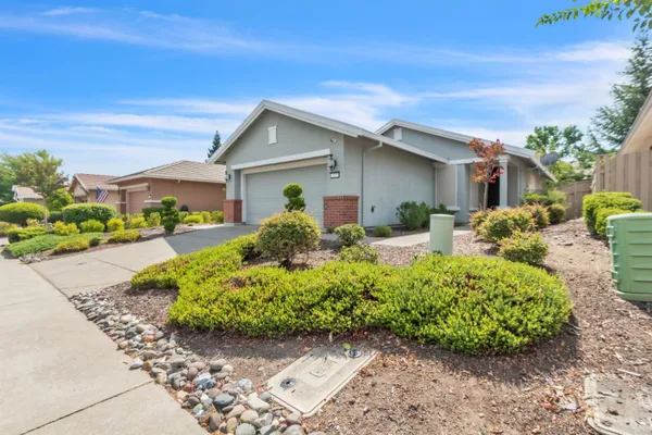 Property Slideshow image 3 of 23 | 2297 song sparrow ln, Lincoln, CA, 95648