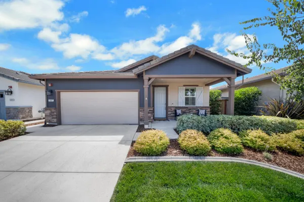 Property Slideshow image 3 of 45 | 1447 red lake way, Lincoln, CA, 95648