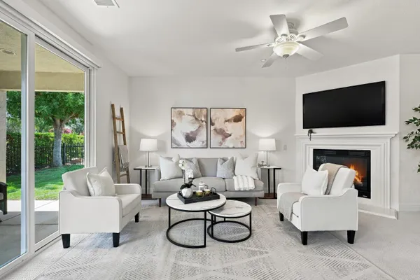 Property Slideshow image 3 of 17 | 1013 jay jay pl, Brentwood, CA, 94513