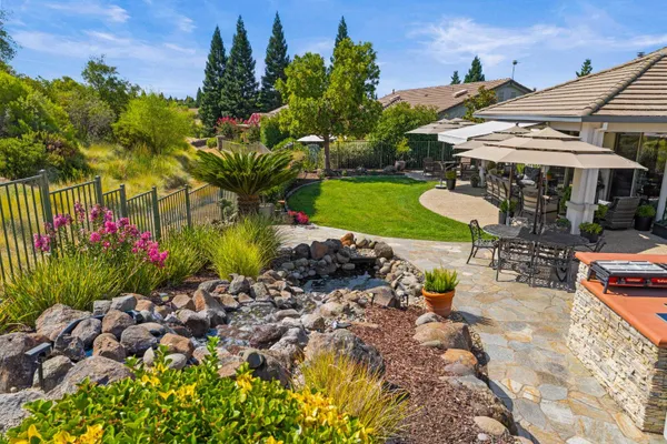 Property Slideshow image 2 of 75 | 2135 hidden hills ln, Lincoln, CA, 95648