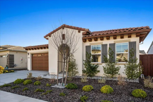 Property Slideshow image 3 of 54 | 3601 clubhouse pkwy, Folsom, CA, 95630