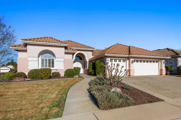 Property Slideshow image 2 of 76 | 6141 strawberry station loop, Roseville, CA, 95747
