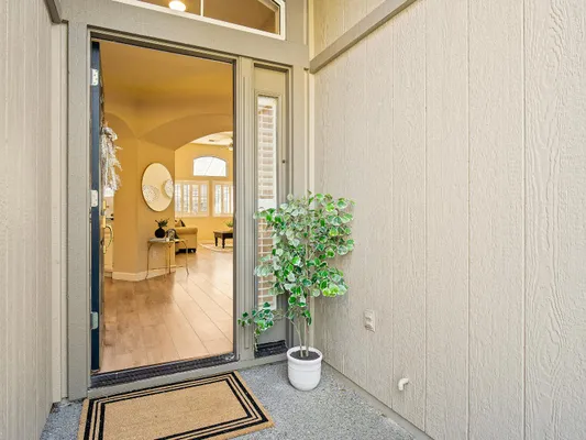 Property Slideshow image 2 of 49 | 467 facet pl, Folsom, CA, 95630