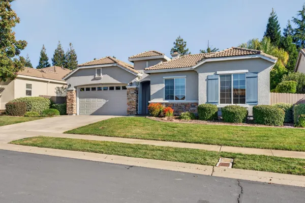 Property Slideshow image 3 of 79 | 4537 monte mar dr, El Dorado Hills, CA, 95762