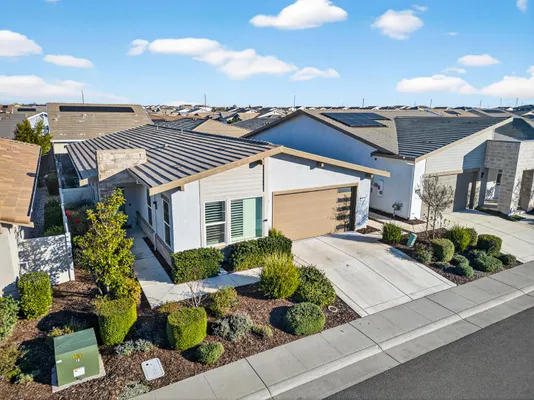 Property Slideshow image 2 of 58 | 7048 orbital ln, Roseville, CA, 95747