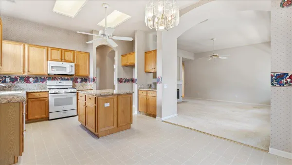 Property Slideshow image 3 of 19 | 5195 green grove ln, Roseville, CA, 95747