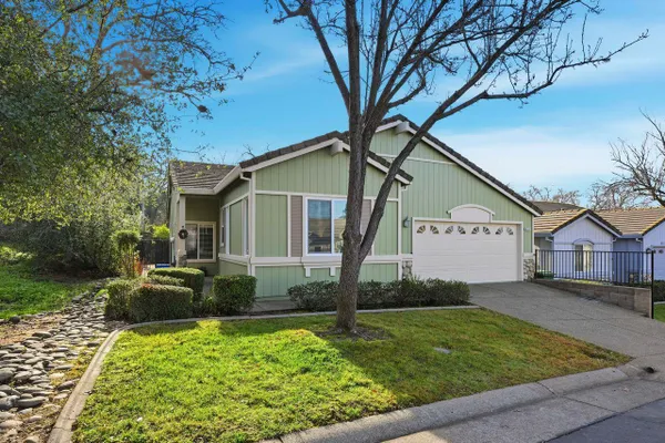 Property Slideshow image 2 of 34 | 682 diamond glen cir, Folsom, CA, 95630