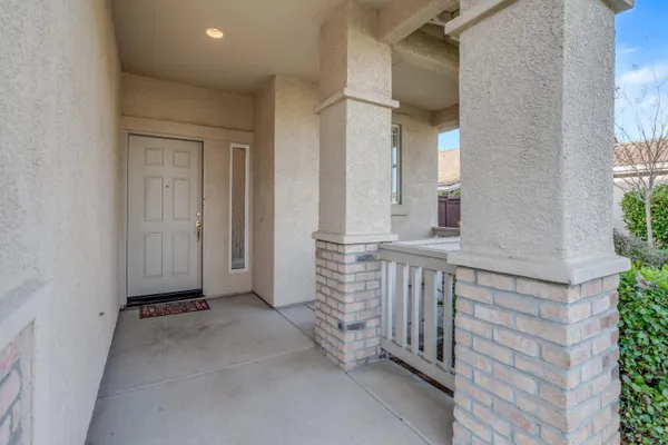 Property Slideshow image 3 of 30 | 3105 clarkson dr, Rocklin, CA, 95765