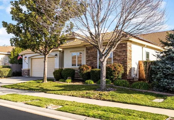 Property Slideshow image 3 of 33 | 6031 creekberry way, El Dorado Hills, CA, 95762