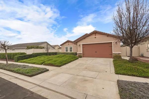 Property Slideshow image 3 of 57 | 1491 arbor brook dr, Manteca, CA, 95336