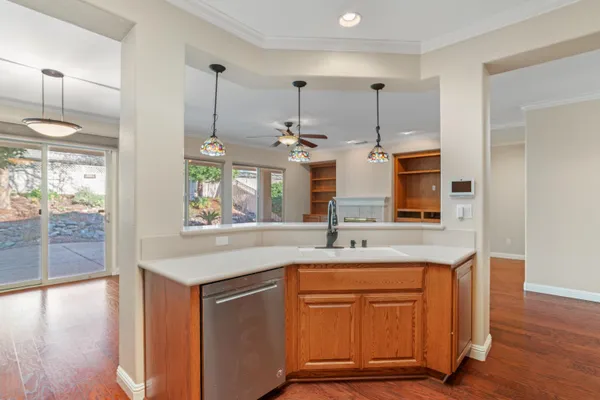 Property Slideshow image 3 of 32 | 114 ivy arbor ct, Lincoln, CA, 95648