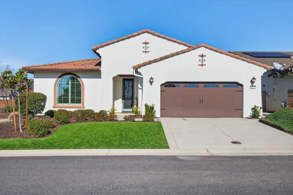 Property Slideshow image 2 of 51 | 2007 santa rita ln, El Dorado Hills, CA, 95762