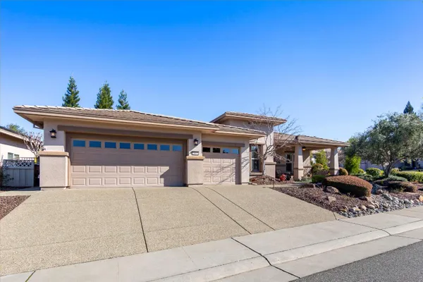 Property Slideshow image 3 of 41 | 2005 deep springs ln, Lincoln, CA, 95648