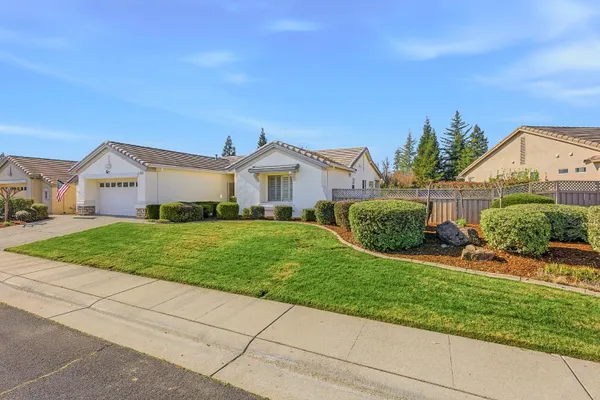 Property Slideshow image 2 of 30 | 110 northfield ct, Lincoln, CA, 95648