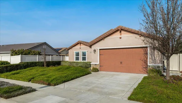 Property Slideshow image 3 of 97 | 1491 arbor brook dr, Manteca, CA, 95336