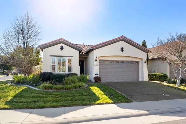 Property Slideshow image 3 of 57 | 2152 xavier ln, Roseville, CA, 95747