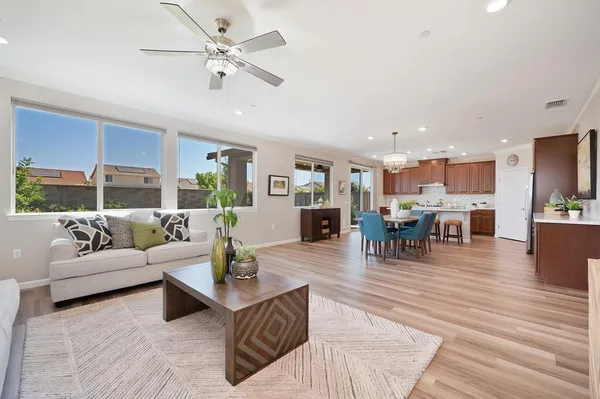 Property Slideshow image 3 of 57 | 9173 vervain way, Sacramento, CA, 95829