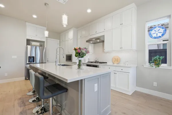 Property Slideshow image 3 of 33 | 4256 eagle view way, Folsom, CA, 95630