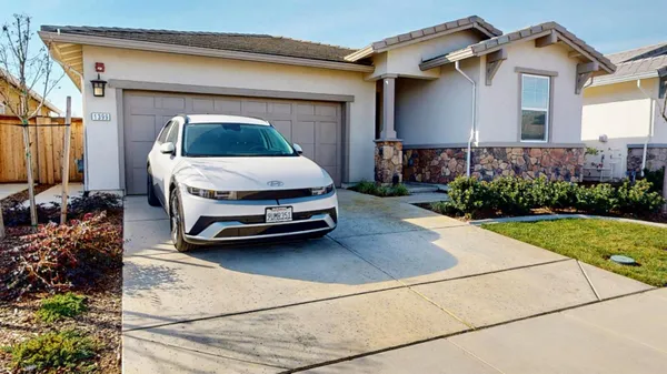 Property Slideshow image 2 of 67 | 1399 carson river loop, Lincoln, CA, 95648