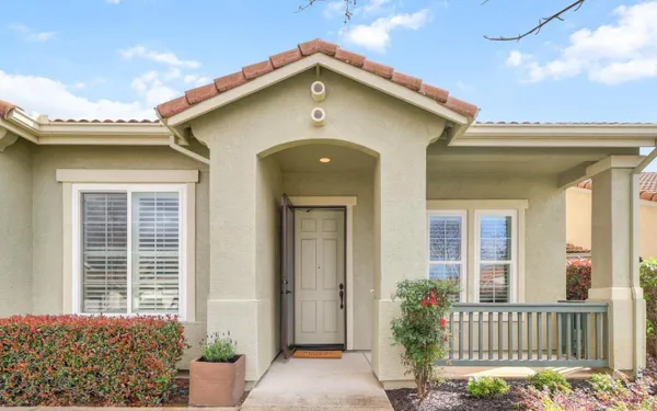 Property Slideshow image 2 of 42 | 4041 coldwater dr, Rocklin, CA, 95765