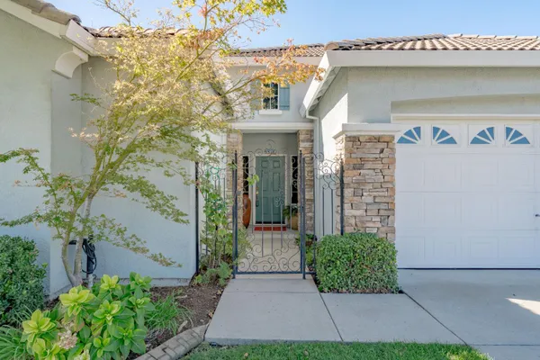 Property Slideshow image 2 of 63 | 4820 monte mar dr, El Dorado Hills, CA, 95762