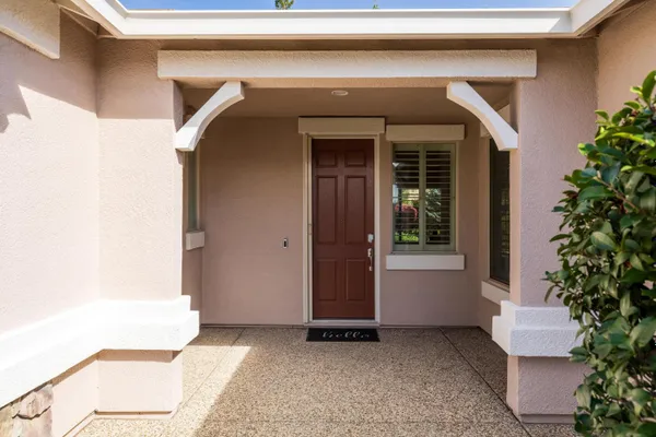 Property Slideshow image 3 of 38 | 1995 briarcliff ln, Lincoln, CA, 95648