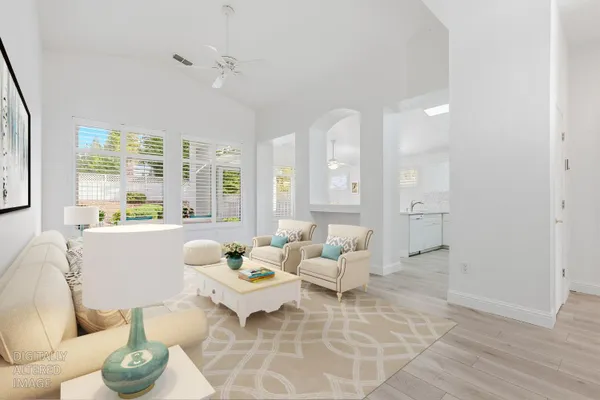 Property Slideshow image 3 of 22 | 200 saddlebag ct, Roseville, CA, 95747