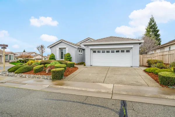 Property Slideshow image 3 of 72 | 1875 laurelhurst ln, Lincoln, CA, 95648