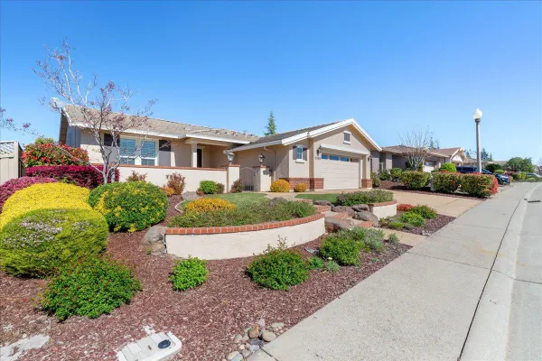 Property Slideshow image 2 of 32 | 2360 rubicon ln, Lincoln, CA, 95648
