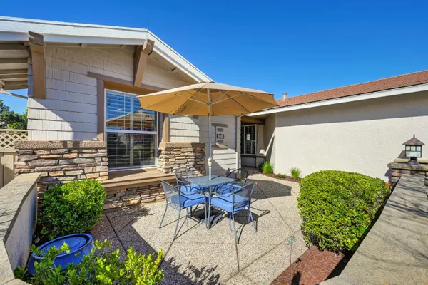 Property Slideshow image 2 of 58 | 228 stags leap ln, Lincoln, CA, 95648